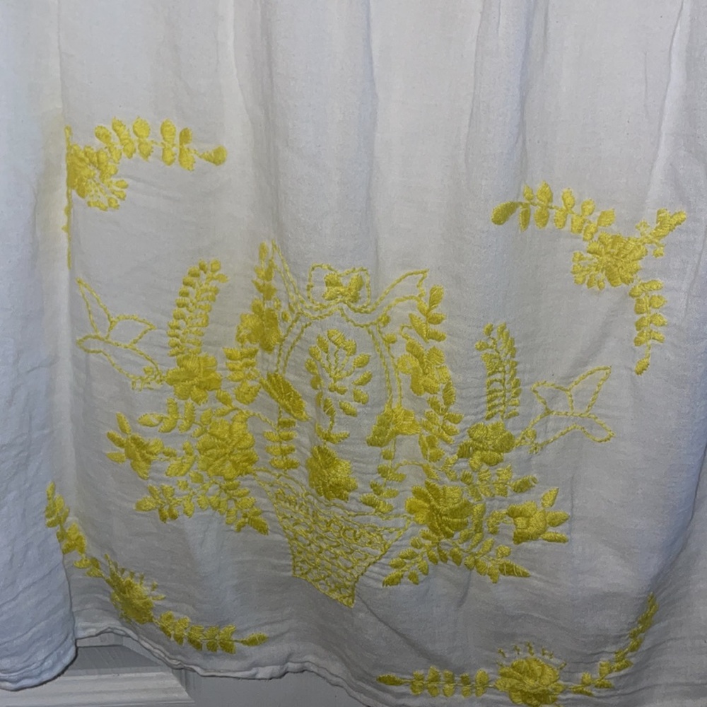 Roberta Roller Rabbit Embroidered Sleeveless Top - Picture 3 of 9